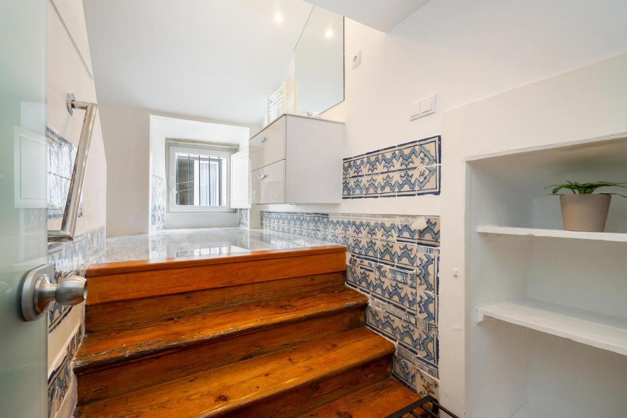 Whome Charming And Historical Apartment In Santa Justa Lissabon Exterior foto